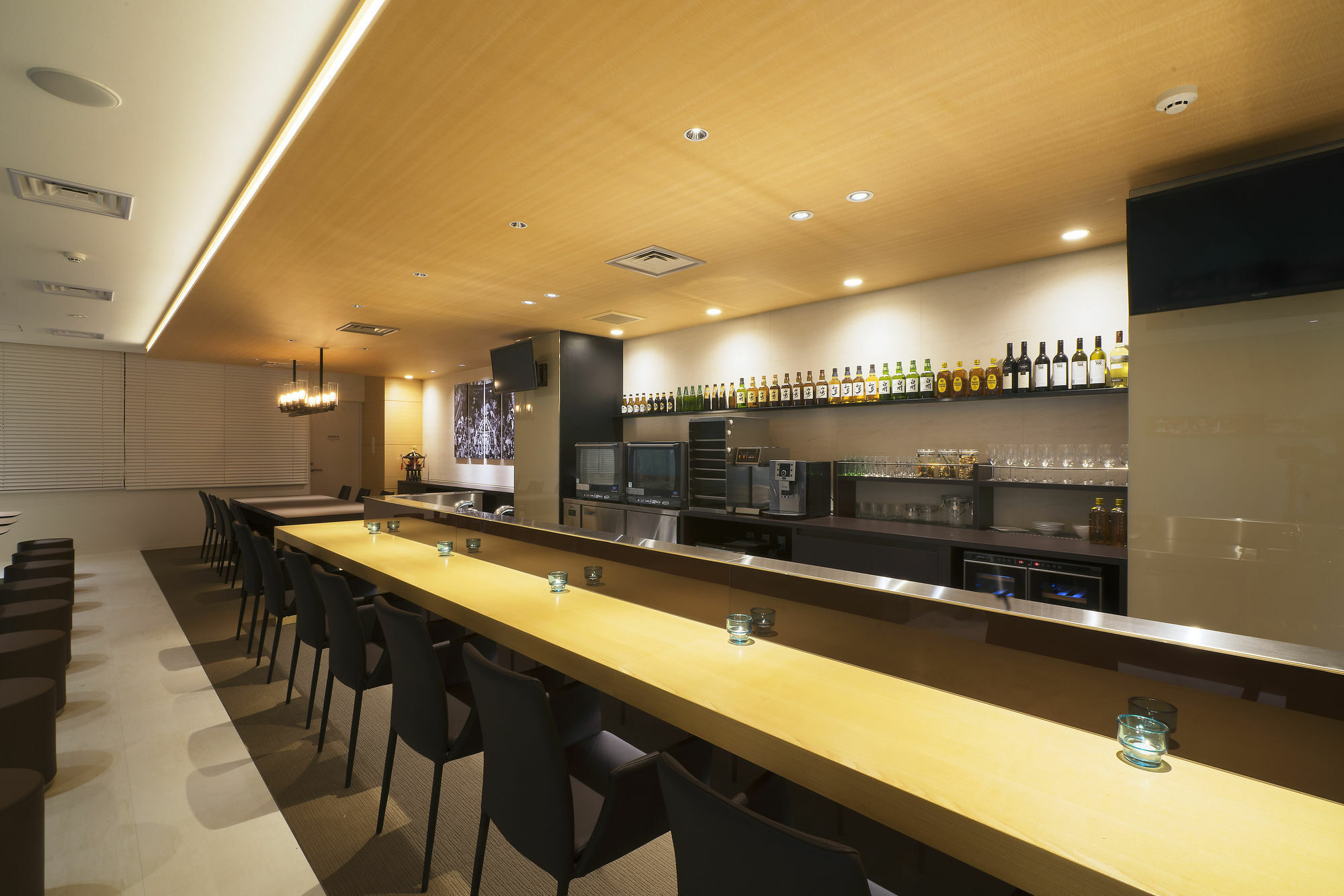 First Cabin Shinbashi Atagoyama Токио Экстерьер фото
