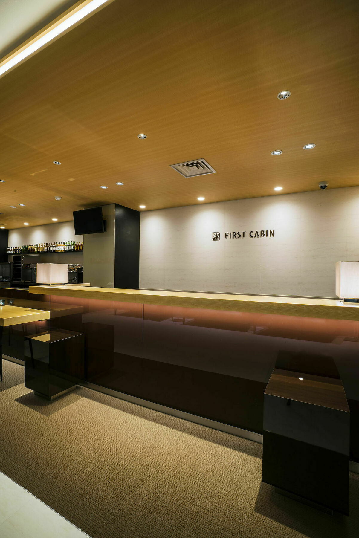 First Cabin Shinbashi Atagoyama Токио Экстерьер фото